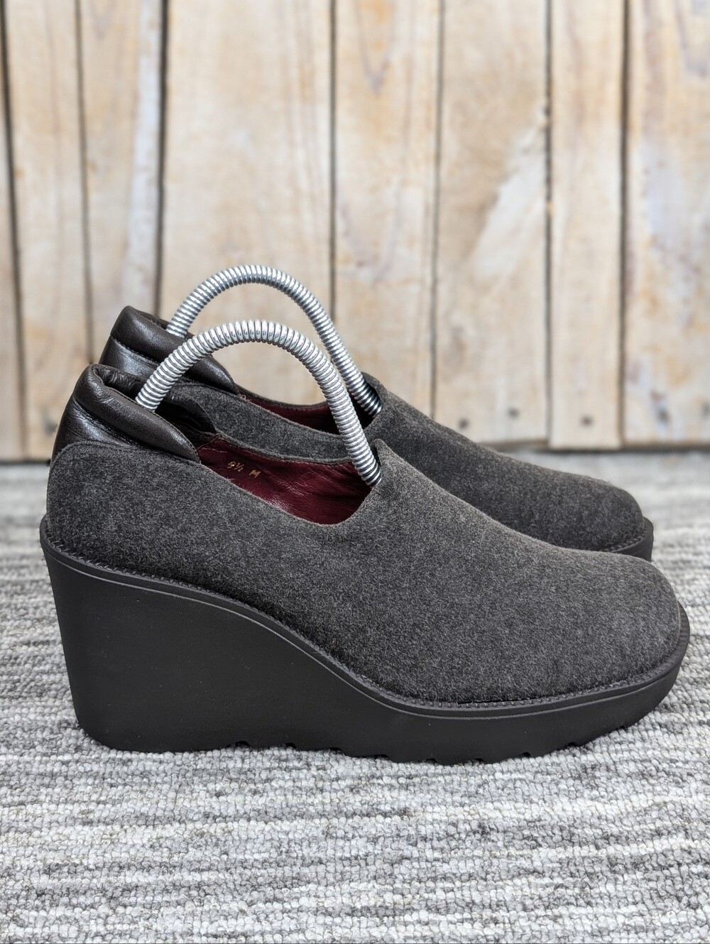 Donald J Pliner: Wedges - Brown - Size 9.5 Women